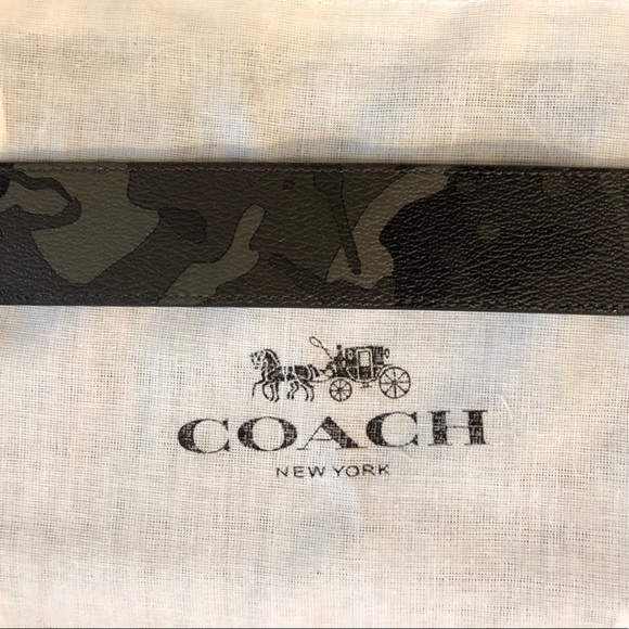 NWT Authentic Coach Camo Print Reversible Belt - Picture 4 of 6